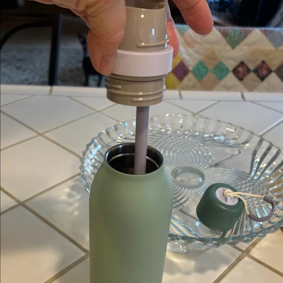 Owala 24oz Free Sip Twist Stainless Steel Water Bottle - Picture 11 of 14